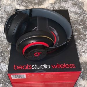 Beats Studio Wireless